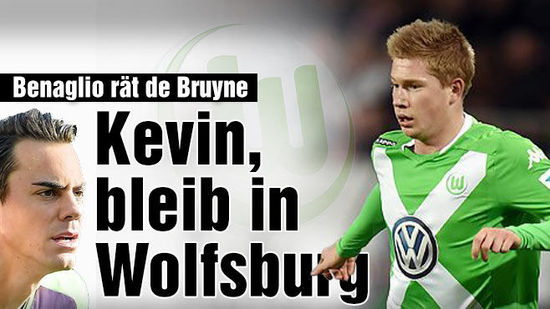 拉拉维亚强攻制造犯规，埃奇库姆无奈失分（拉拉维亚强突造犯规，埃奇库姆被动失分）