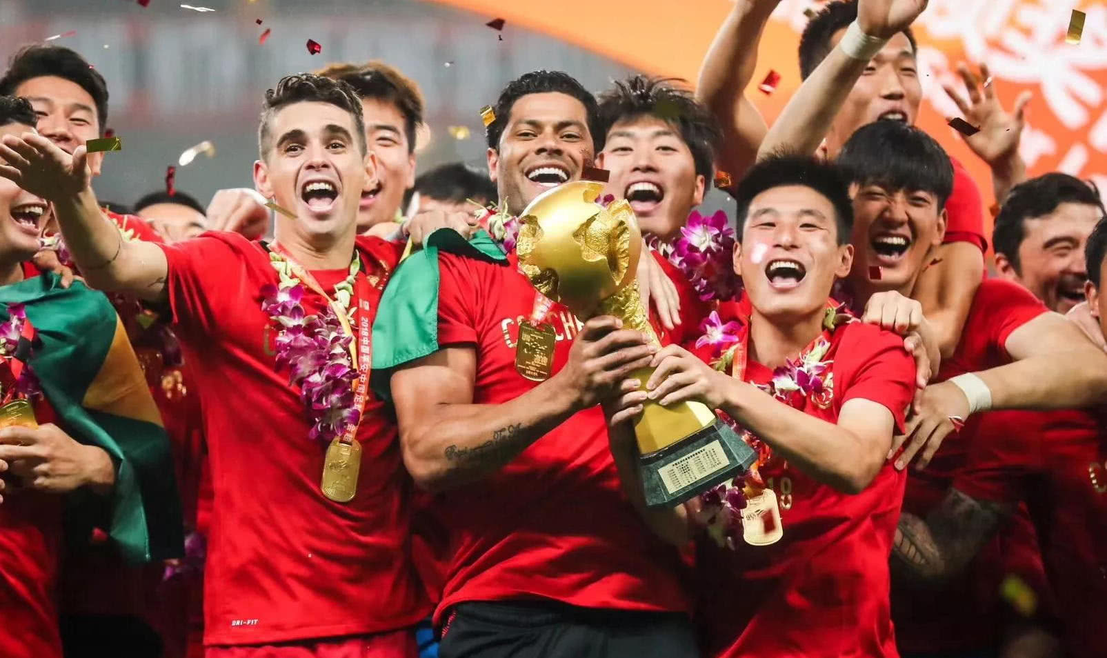 杜兰特连续得分，引领全队节奏