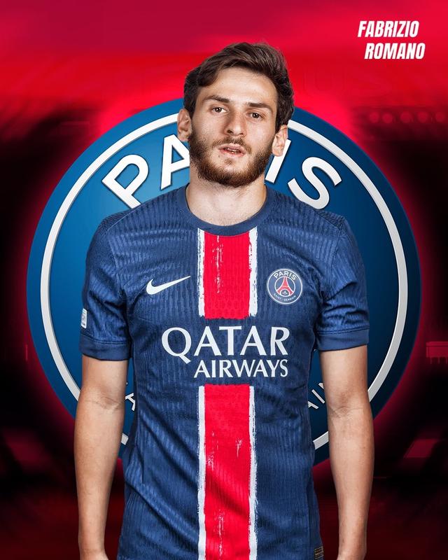 每体：梅西23年1月联系哈维说想回巴萨，4月被告知西甲不批准